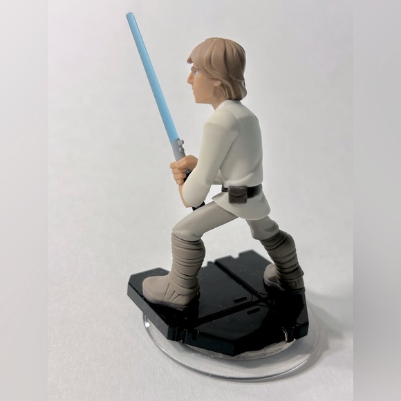 Disney Infinity 3.0 x Star Wars - Luke ✨ Buy 4 $14 Figures Get TWO $14s FREE - Picture 2 of 4